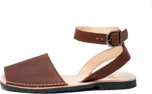 521 - Avarca Classic Style Strap - Chocolate - 39 (US 9)