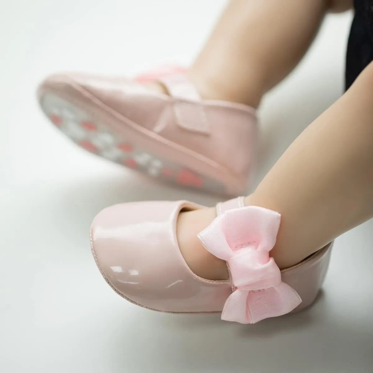 Baby Mary Jane Flats for Girls with Bowknot Cotton Anti Skid Sole Infant First Walker Princess Dress Crib Wedding Shoes