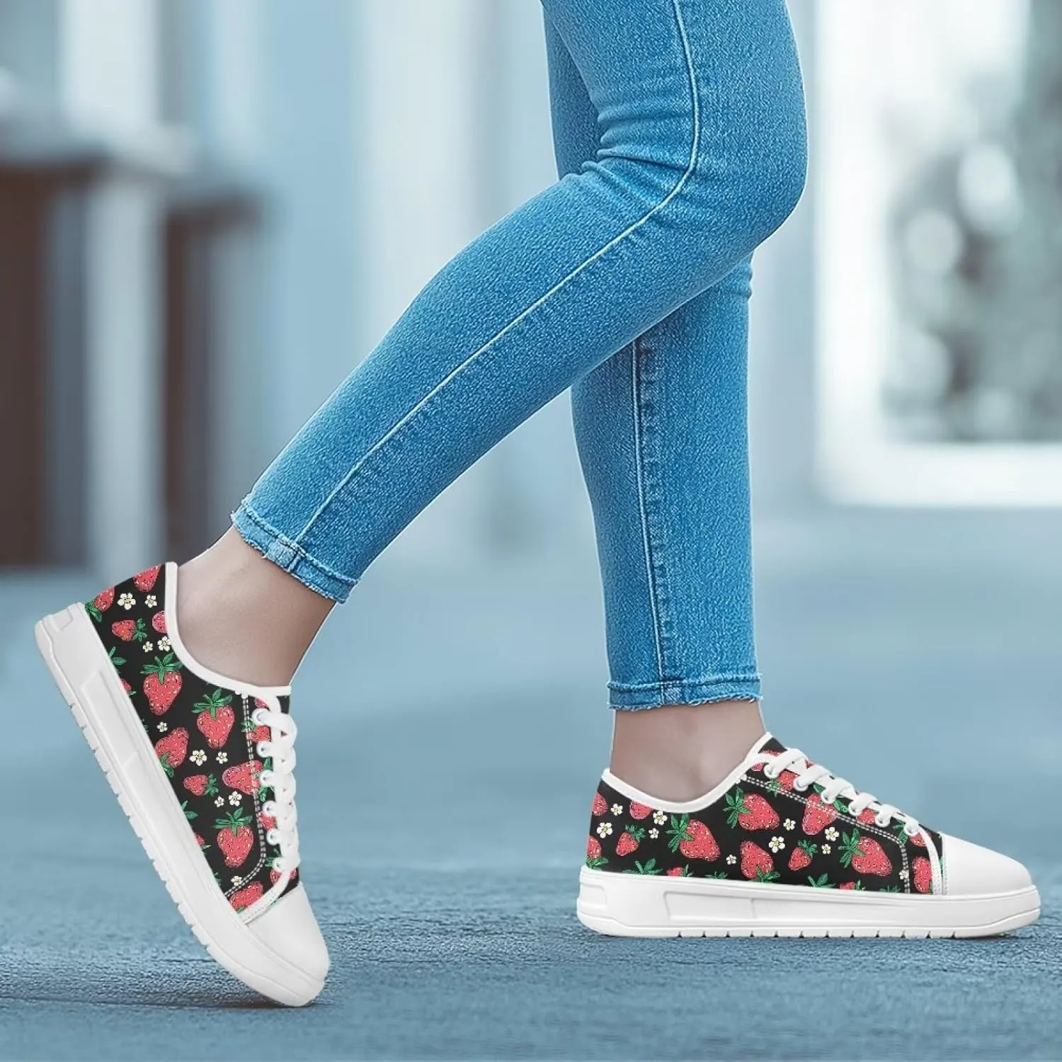 Canvas Shoes for Women Low Top Sneakers Girls Fashion Shoes Classic Comfortable Tennis Lace up Canvas Sneakers