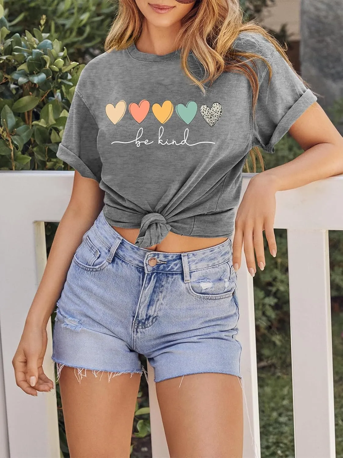 GEMLON Graphic T-Shirts for Women Loose Print Short Sleeve Tops Summer Casual Tees Shirt