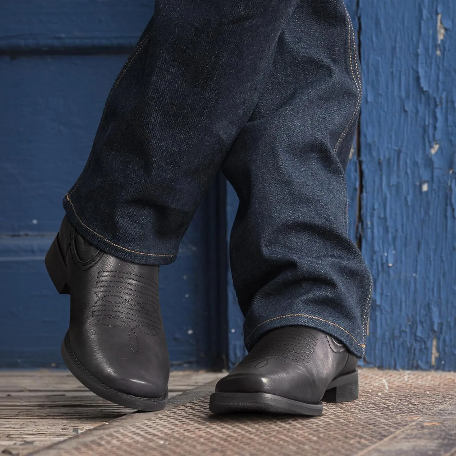 J's.o.l.e Ankle Cowboy Boots for Men Square Toe Chelsea Boots Mens Casual Retro Stylish Boots