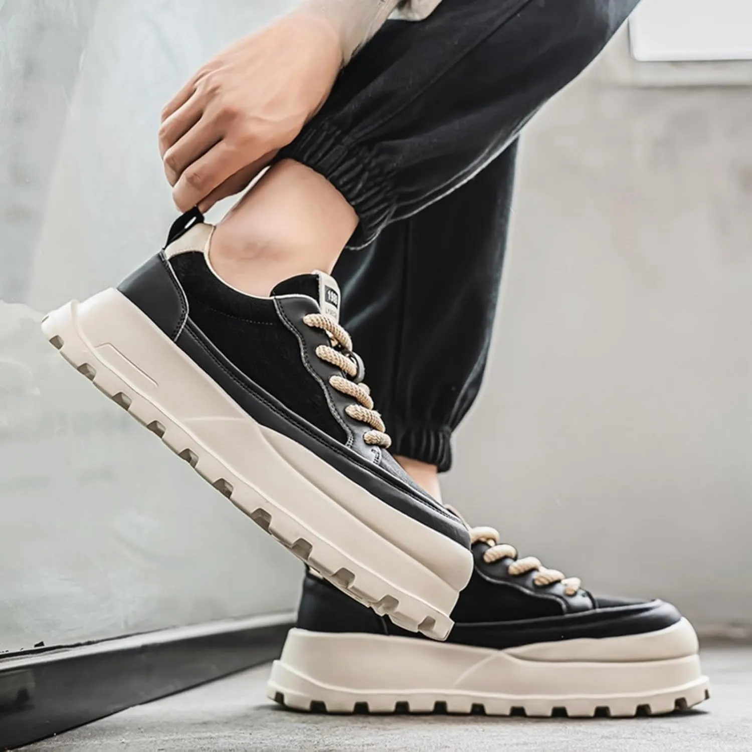 Men's Platform Retro Sneakers Classic Trainers Casual Footwear Tennis Running Chunky Lace - up Stylish Walking Shoes