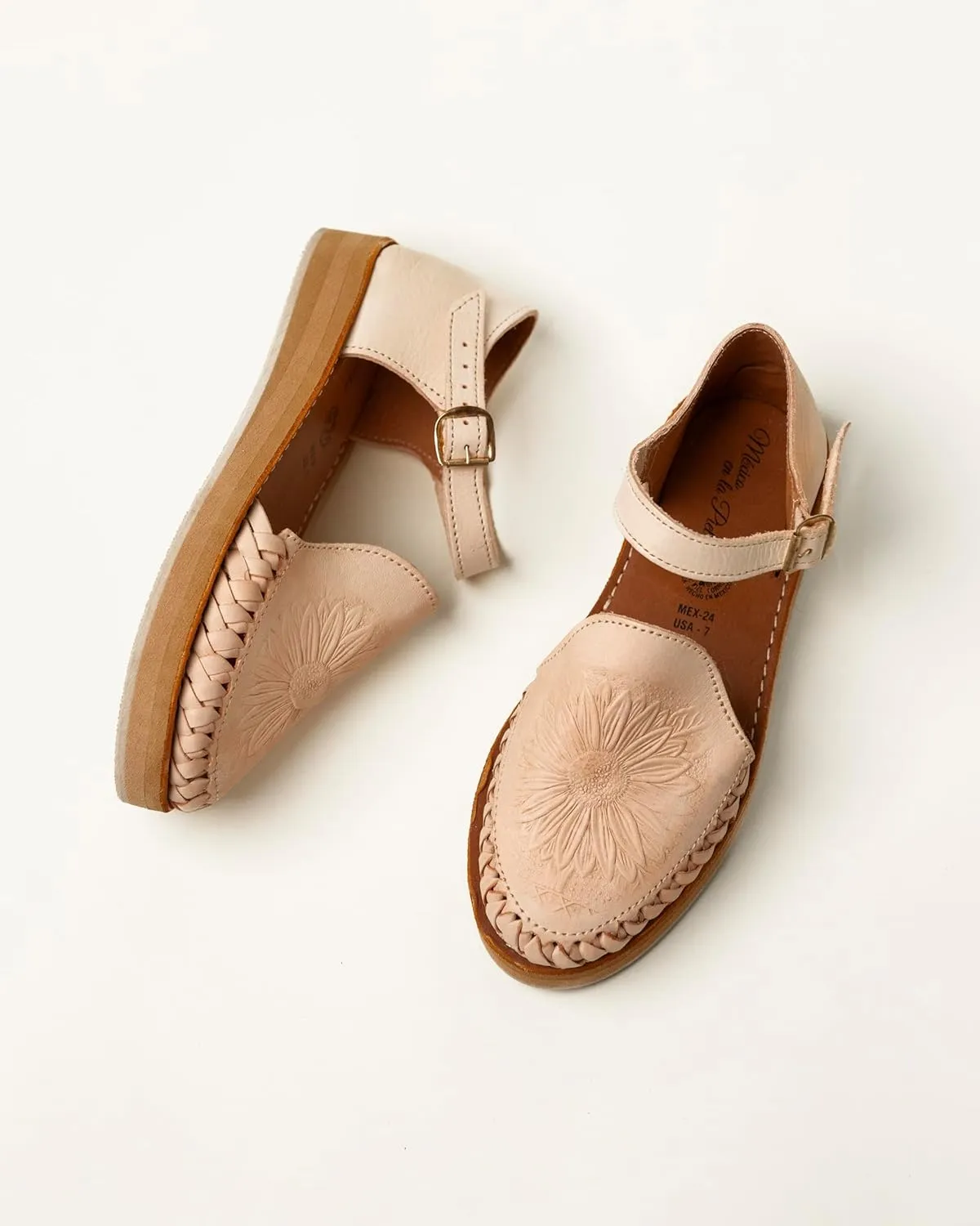 Mexico en la Piel Handcrafted Leather Huarache Sandals for Women - Closed Toe with Sunflower Cutout Design, Adjustable Ankle Strap, Natural Color, 1-inch EVA Sole, Comfortable and Durable