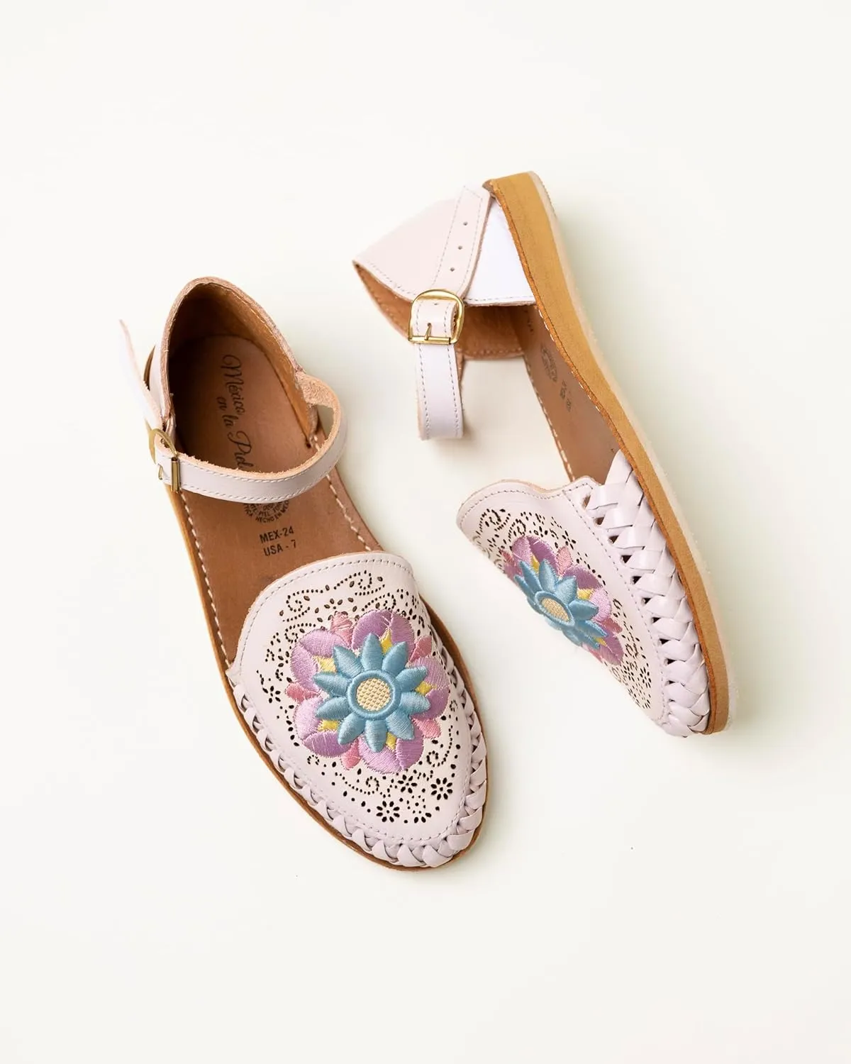 Mexico en la Piel Handcrafted White Leather Flat Sandals for Women - Closed Heel with Floral Embroidery, Adjustable Ankle Buckle, Water-Resistant, Comfortable, Durable