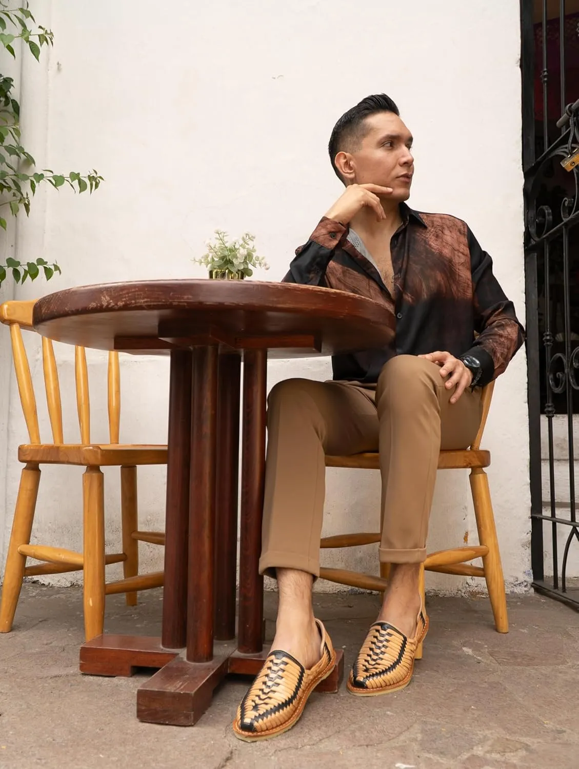 Mexico en la Piel Leather Shoes for Mens in Black and Beige Color