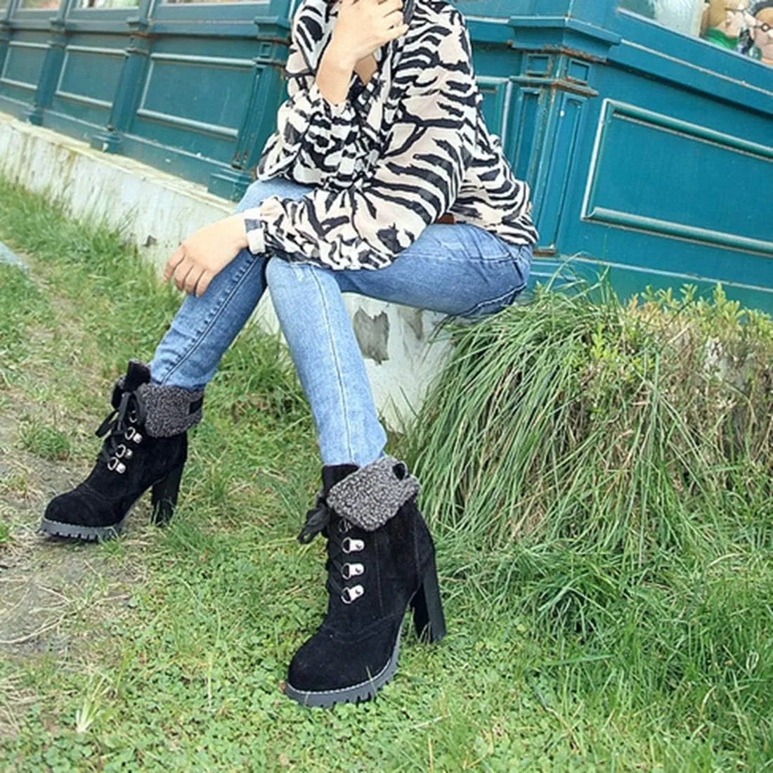 VOKLIN Women's Winter Fur Cuff Ankle Boots Lace Up Round Toe Chunky Block High Heel Warm Dressy Short Booties