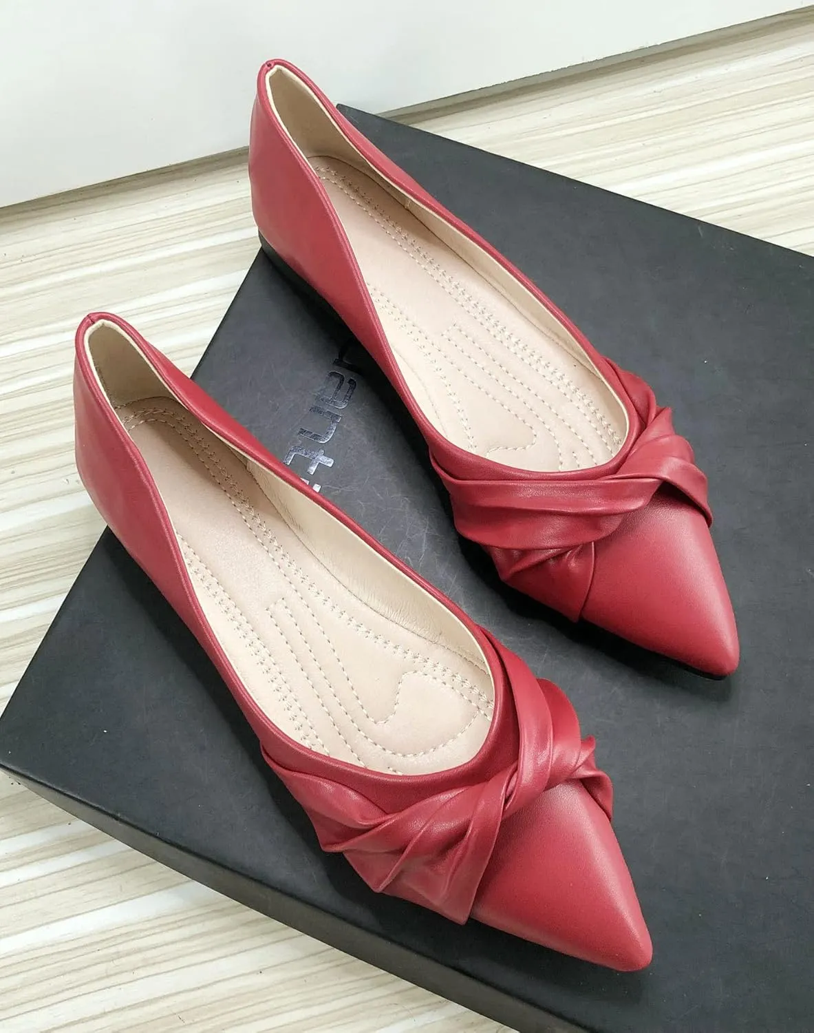 WENJIAZHIZHI Womens Ruched Bow Ballet Flats Comfortable Pointed Toe Slip On Walking Loafers Dress Shoes for Women Dressy Casual