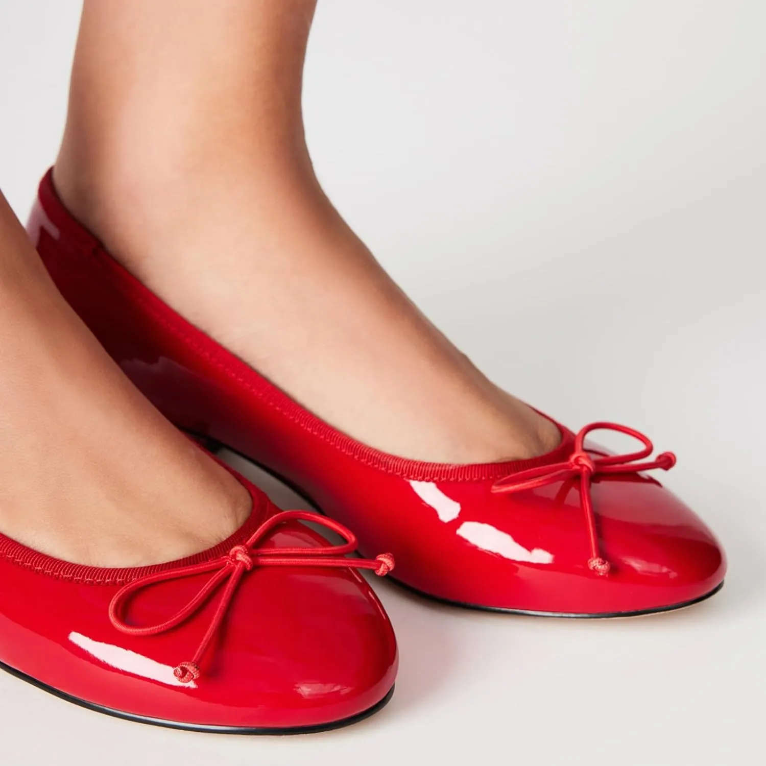 Women Ballet Pumps Round Toe Low Block Heel Slip on Ballerinas Walking Dating Party Daily Dress Shoes with Bow
