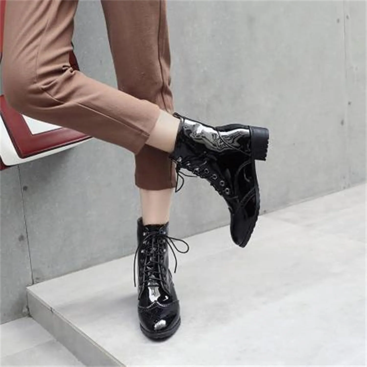 Women's Brogue Combat Ankle High Booties Platform Mid Block Heeled Pointed Toe Formal Lace Up Elegant Business Dress Bridal Church Boots Warm Winter Fall Comfy Shoes