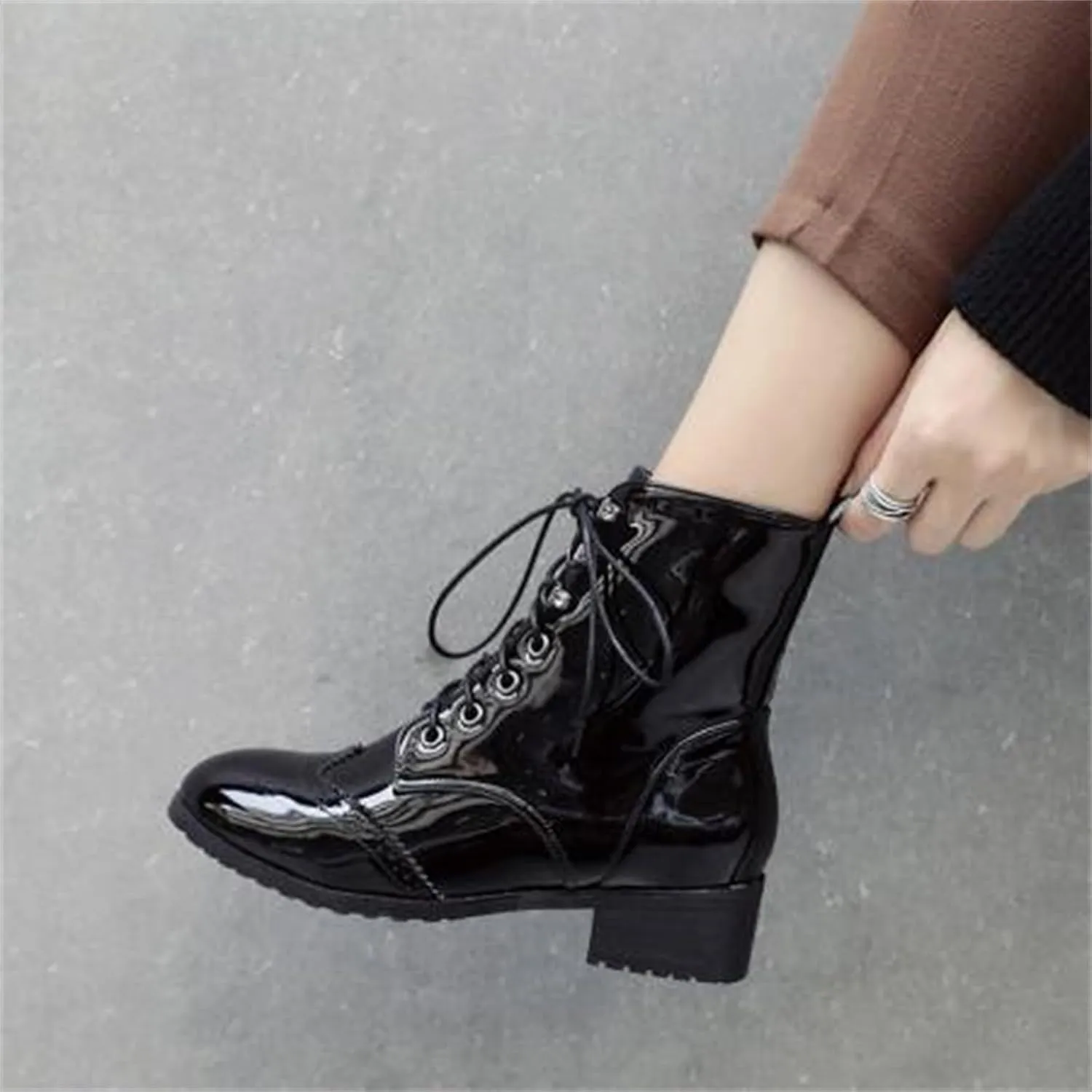 Women's Brogue Combat Ankle High Booties Platform Mid Block Heeled Pointed Toe Formal Lace Up Elegant Business Dress Bridal Church Boots Warm Winter Fall Comfy Shoes