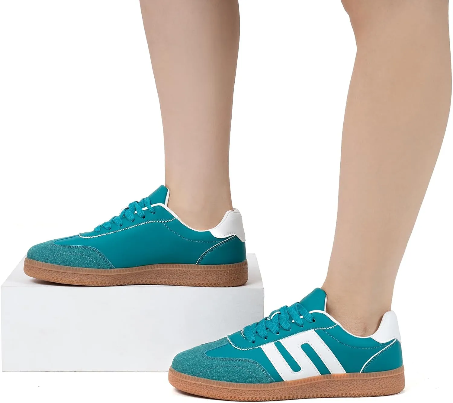 Womens Classic Fasion Tennis Sneakers Comfortable Causual Walking Shoes Women's Trendy Skate Shoes