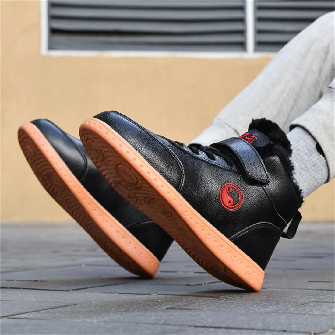 Womens Martial Arts Boots, Warm High Top Tai Chi Kung Fu Walking Shoes Non Slip Lightweight Fashion Wing Chun Wu Shu Shoes