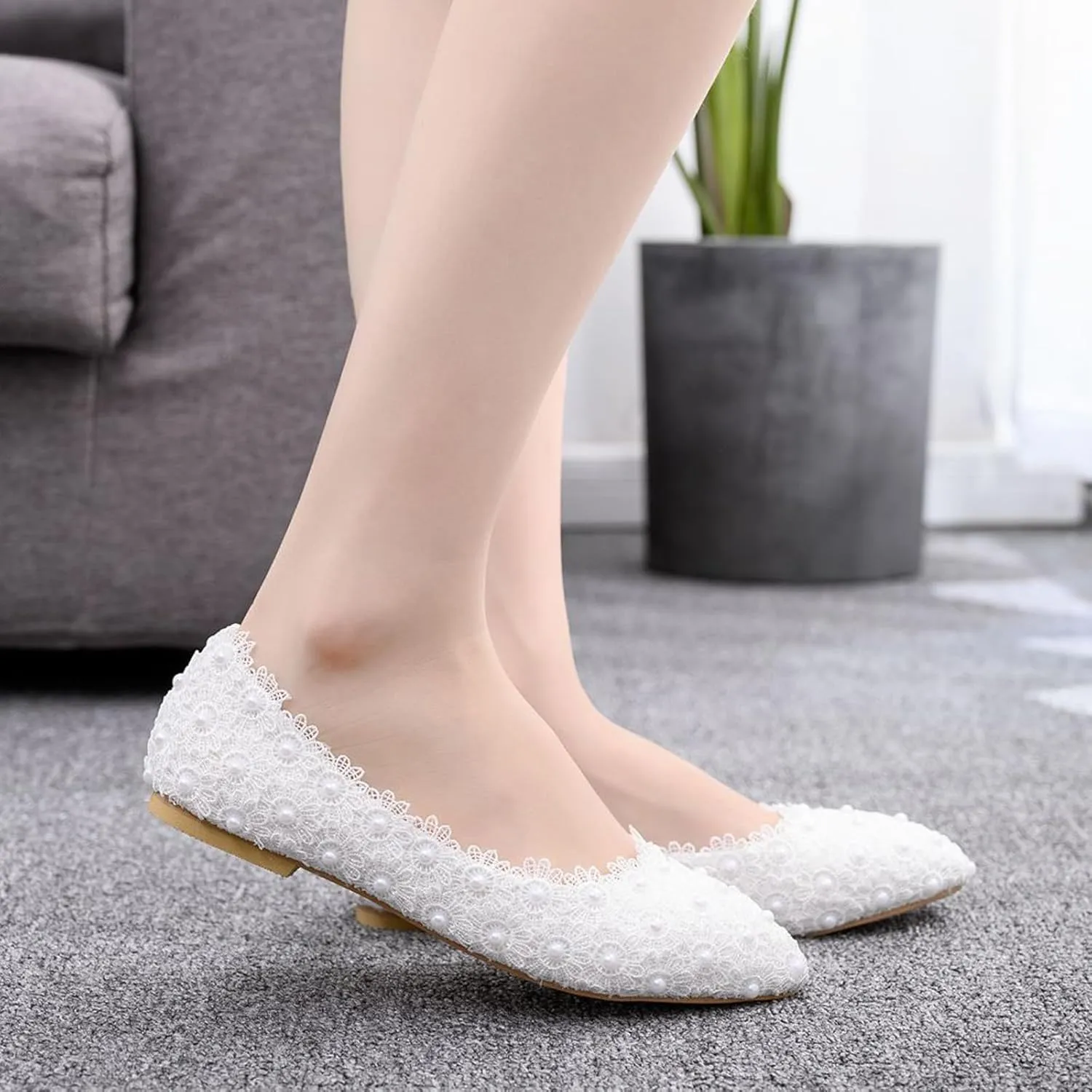 Women's Pearl Lace Slip-On Ballet Flats Pointed Toe Pumps Breathable Comfortable Dress Wedding Shoes for Party Evening Dating