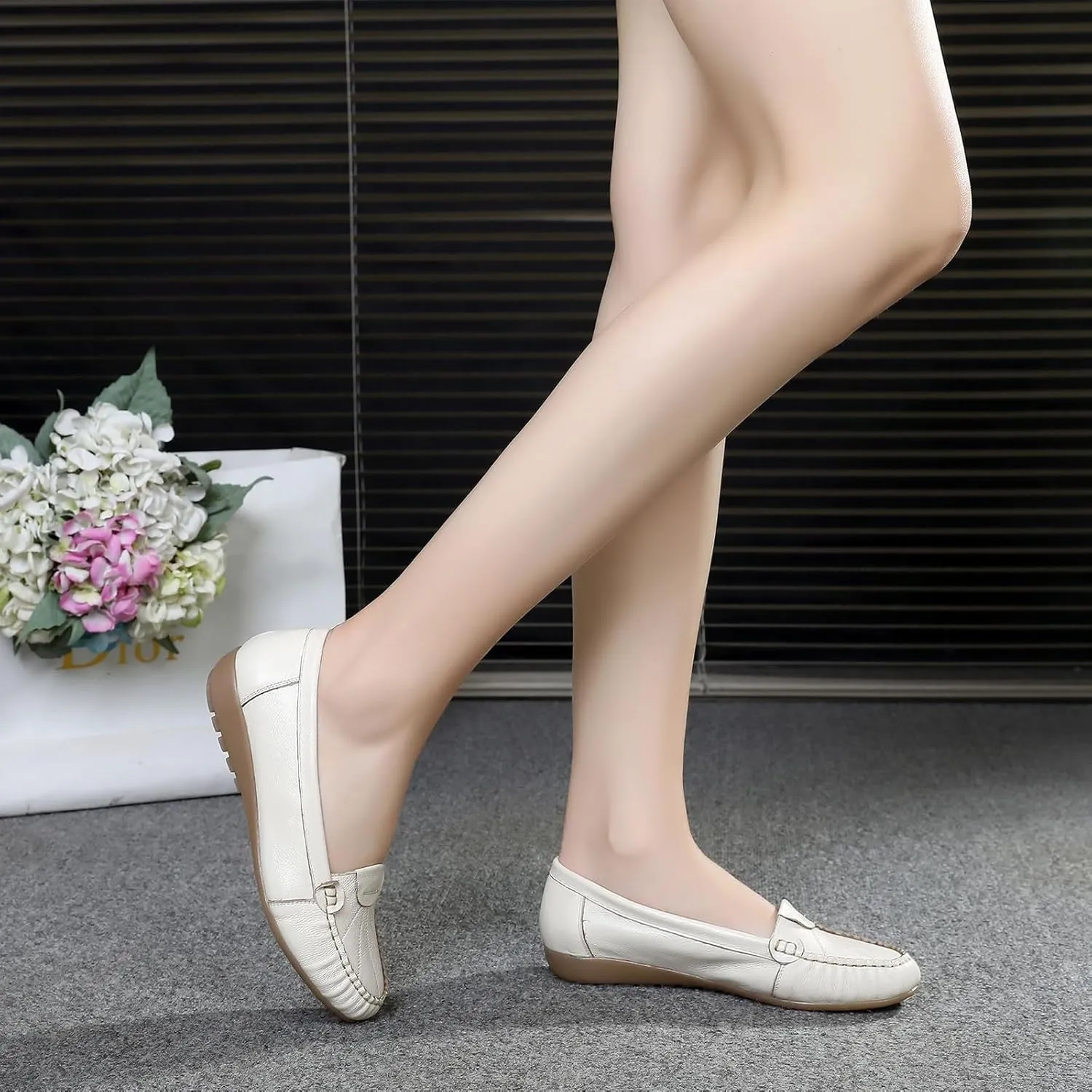 Women's Slip On Flat Loafers Lightweight Breathable Comfy Non-Slip Soft-Sole Causal Wedge Driving Shoes Moccasins Office Boat Shoes