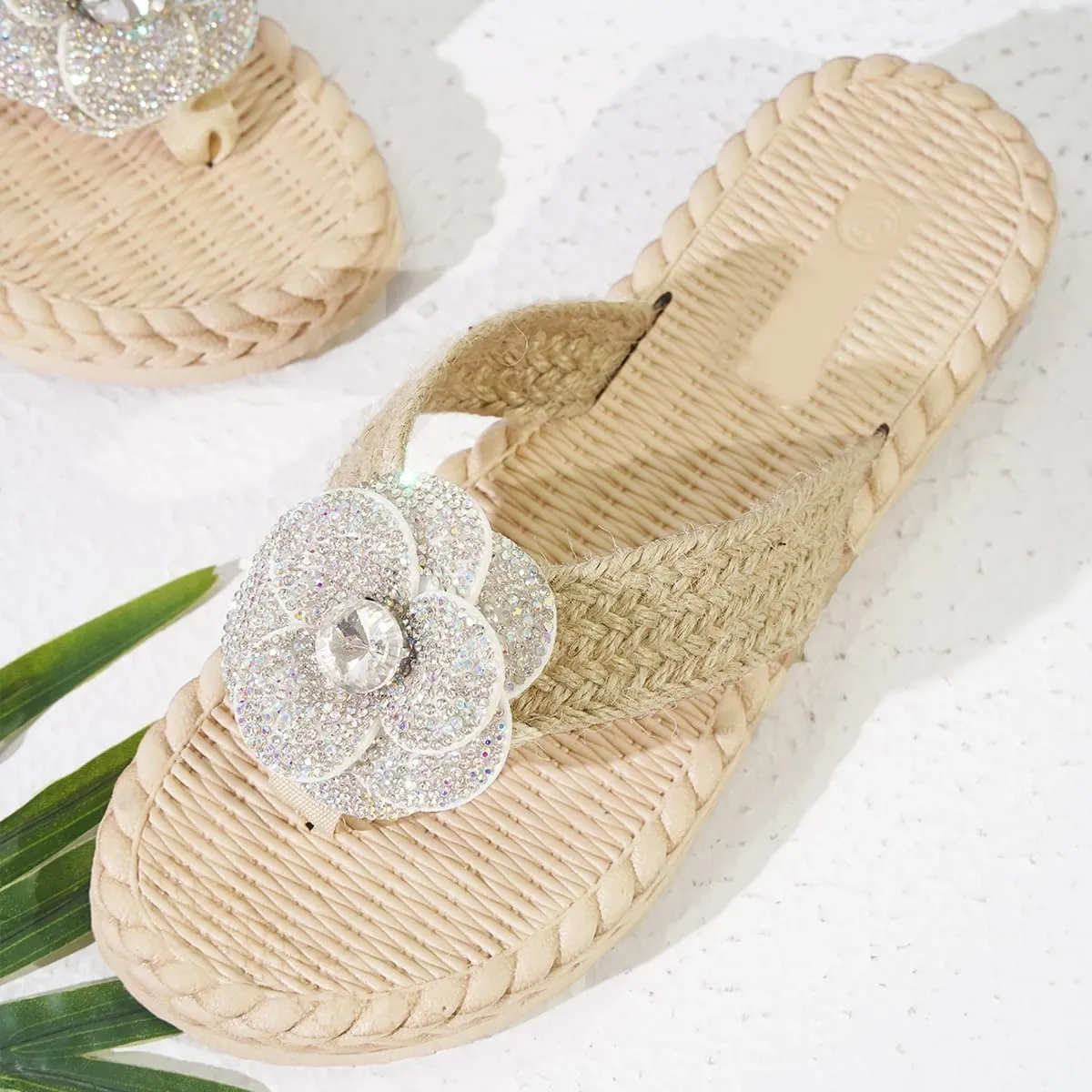 Women's Sparkle Rhinestones Floral Slide Sandals Soft Woven Slip On Dressy Shoes Clip Toe Thongs Flat Sandals Casual Walking Sandals Summer Slippers Shoes