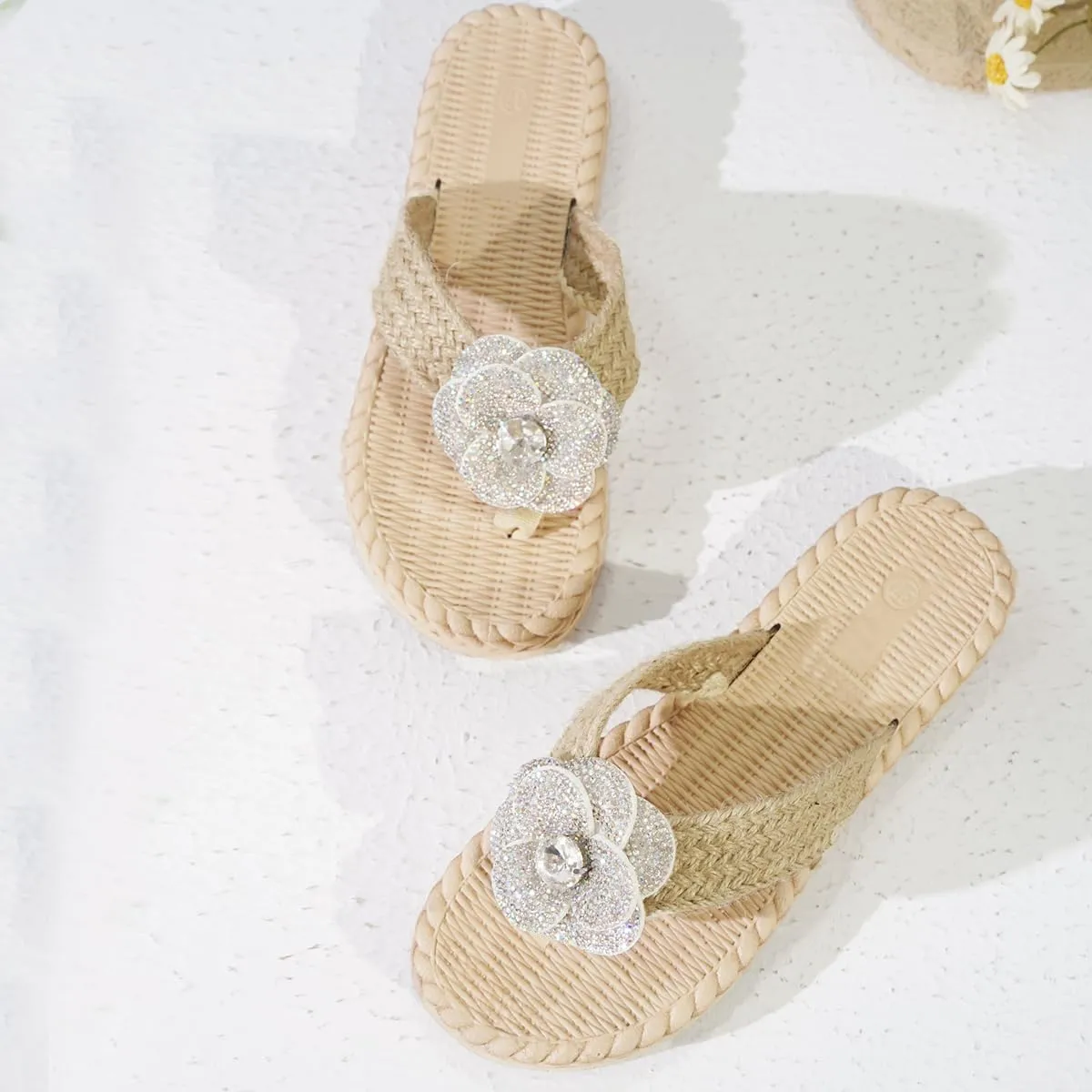 Women's Sparkle Rhinestones Floral Slide Sandals Soft Woven Slip On Dressy Shoes Clip Toe Thongs Flat Sandals Casual Walking Sandals Summer Slippers Shoes